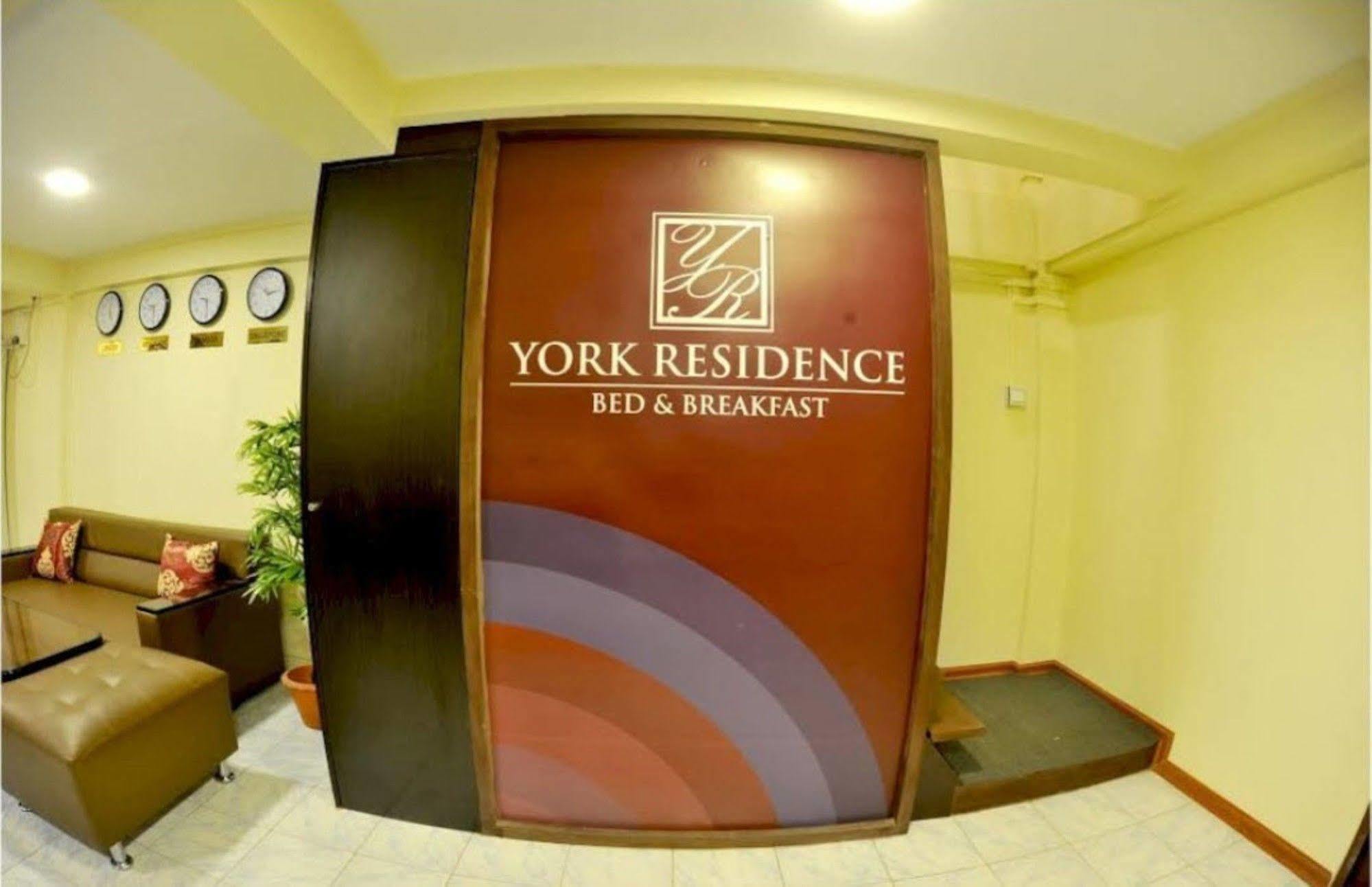 York Residence Yangon Exterior foto